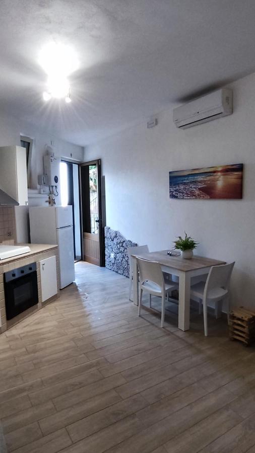 فيلا تاورمينافي Casa Vacanza Da.Ri. المظهر الخارجي الصورة