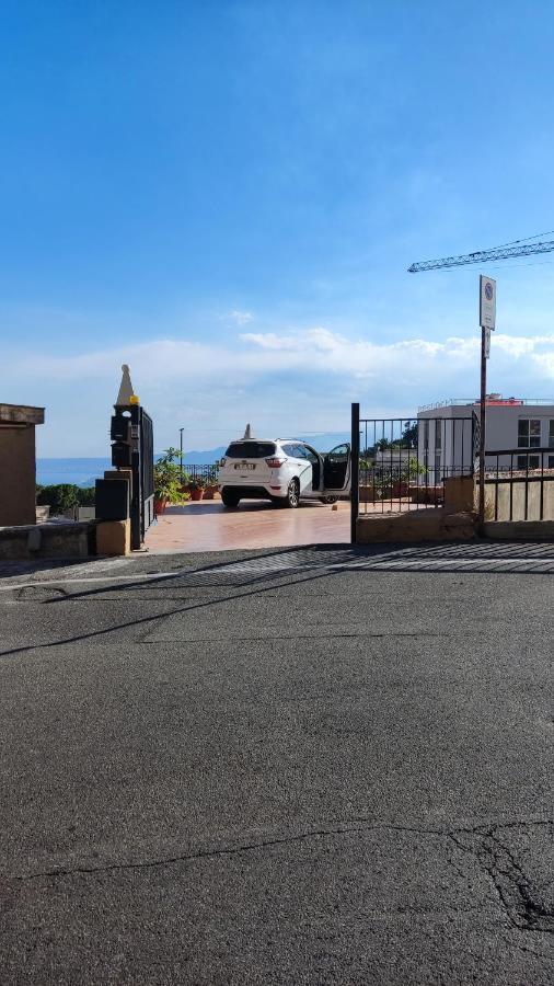 فيلا تاورمينافي Casa Vacanza Da.Ri. المظهر الخارجي الصورة