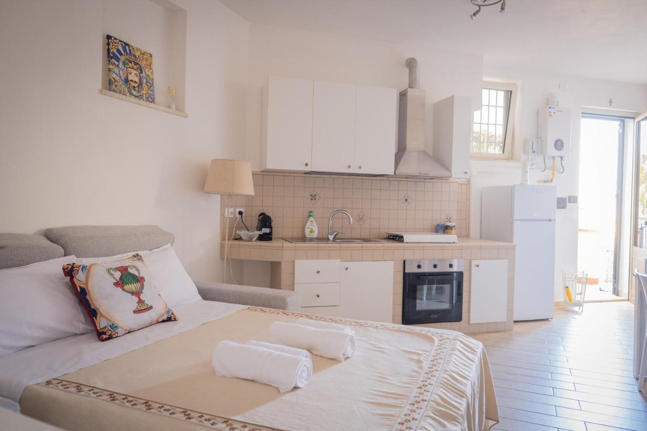 فيلا تاورمينافي Casa Vacanza Da.Ri. المظهر الخارجي الصورة